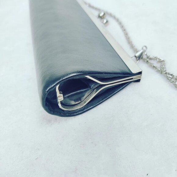 Small Mini black & sliver color hardware cluch purse hard exterior evening bag - Picture 7 of 7